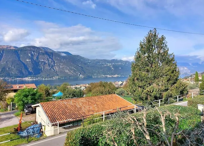 아파트 Mandello Panoramico *