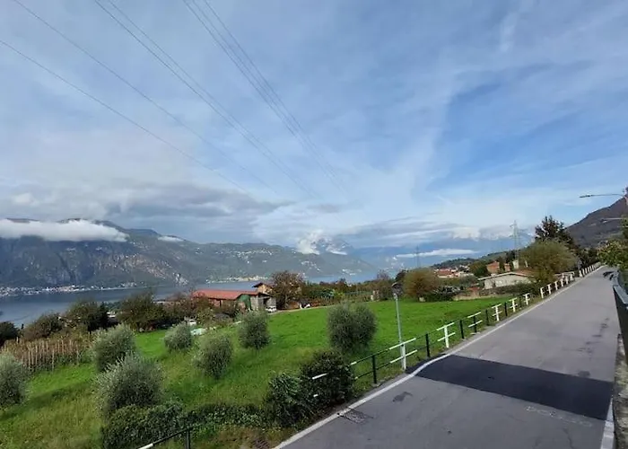 아파트 Mandello Panoramico