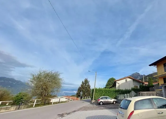 아파트 Mandello Panoramico